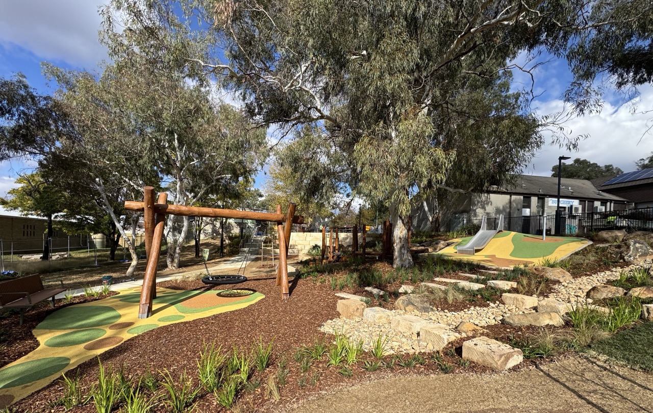 Evatt Shops Play Space Glascott